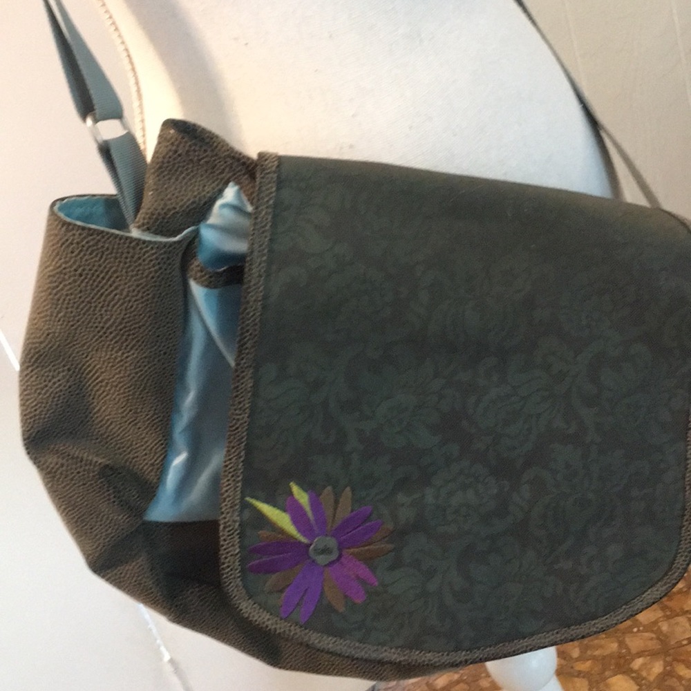 Haiku Crossbody bag